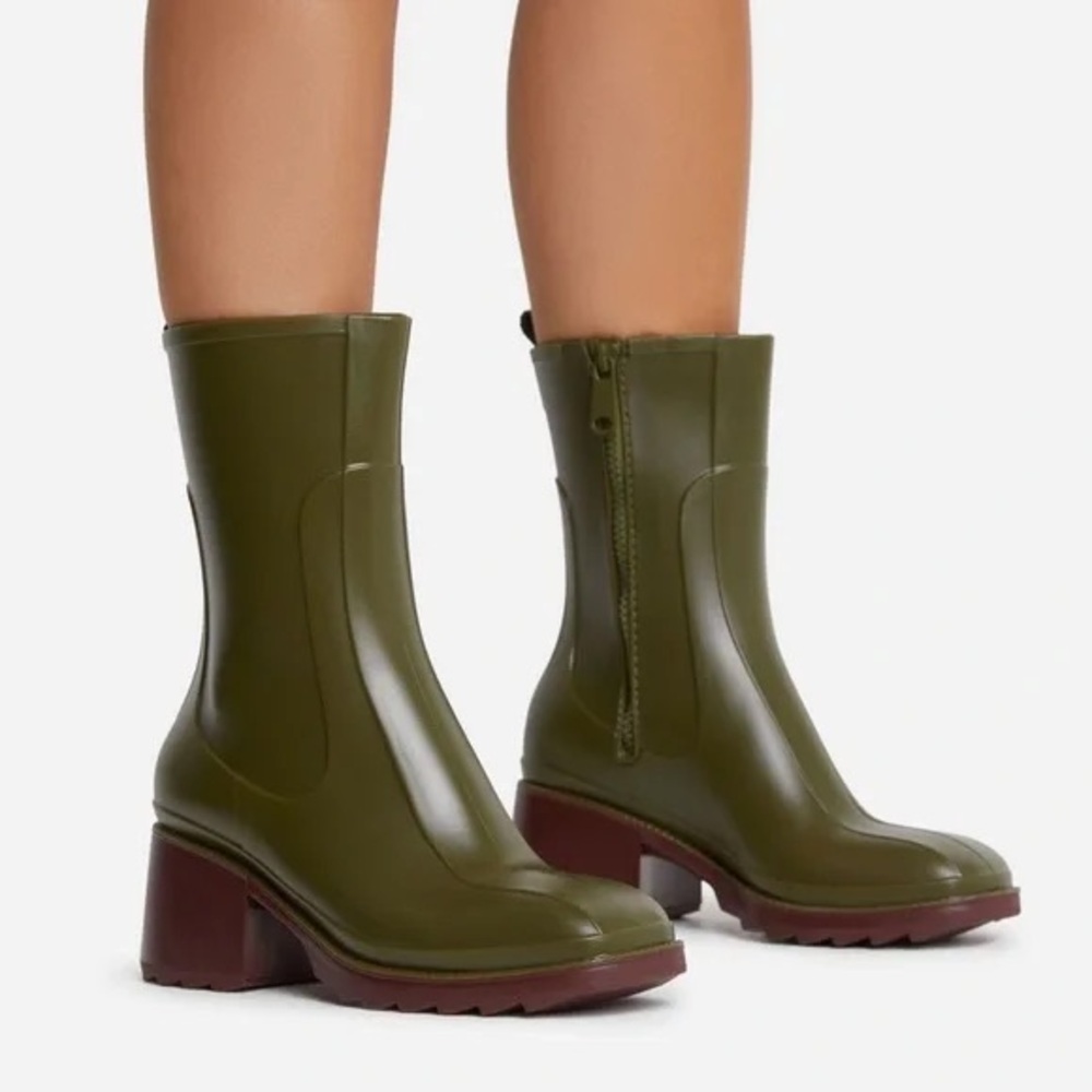 EGO‎ Olive Green Women's Boots SZ. 7